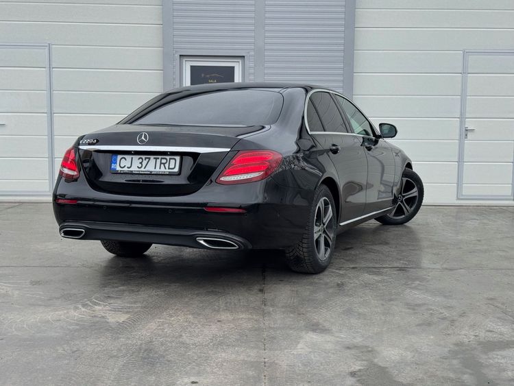 Mercedes E220